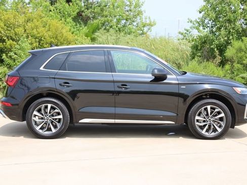 Used 2022 Audi Q5 2.0T Premium Plus w/ Premium Plus Package AWD/4WD image 4