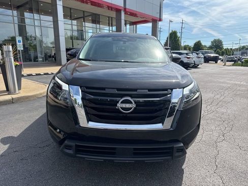 Used 2025 Nissan Pathfinder SV FWD image 8