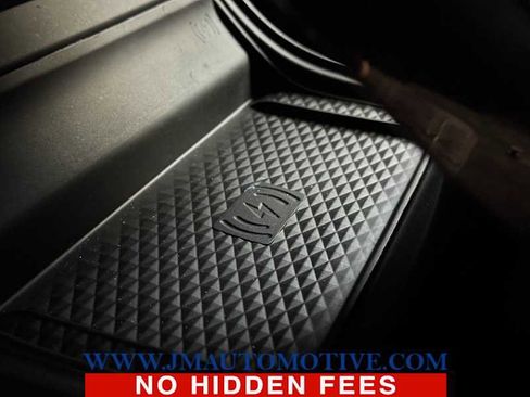 Used 2022 Land Rover Range Rover Evoque R-Dynamic SE image 33