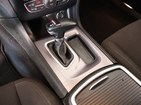 Used 2023 Dodge Charger R/T w/ Navigation & Travel Group image 9