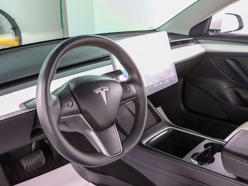 Used 2022 Tesla Model 3 Long Range AWD/4WD image 20
