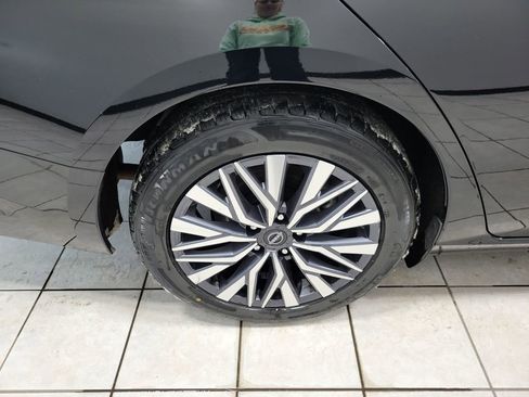 Used 2024 Nissan Altima 2.5 SV image 52