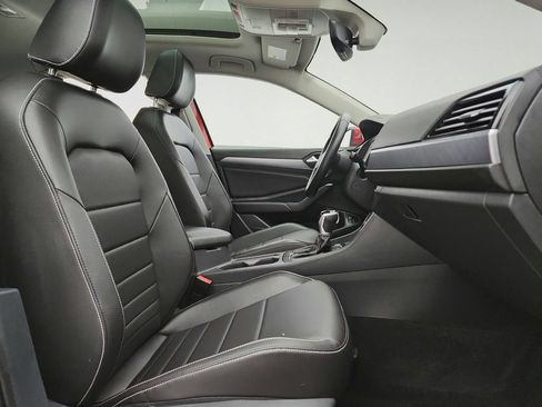 Used 2023 Volkswagen Jetta SE w/ Panoramic Sunroof Package FWD image 26