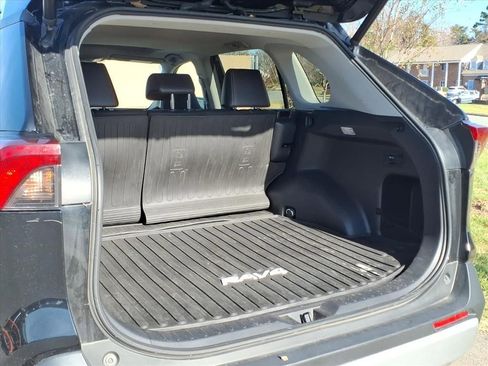 Used 2019 Toyota RAV4 Adventure image 25