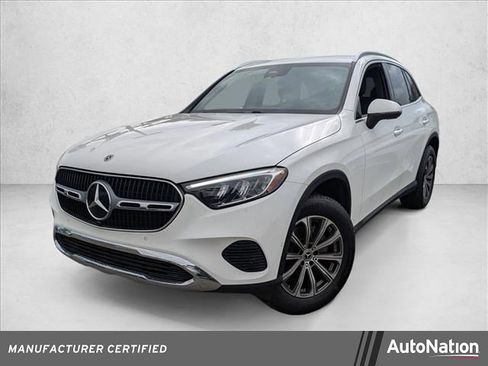 Certified 2025 Mercedes-Benz GLC 300 4MATIC image 1