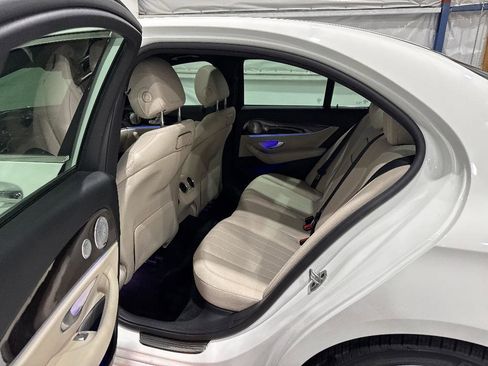 Used 2019 Mercedes-Benz E 300 image 57