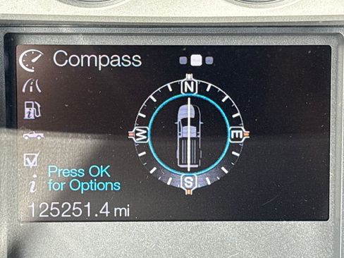 Used 2016 Ford F250 Platinum w/ FX4 Off-Road Package image 21