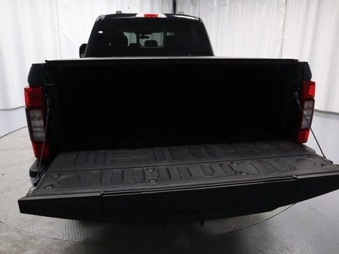 Used 2020 Ford F350 XLT w/ XLT Premium Package image 17