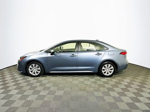 Used 2021 Toyota Corolla LE w/ Carpet Mat Package (TMS) image 5