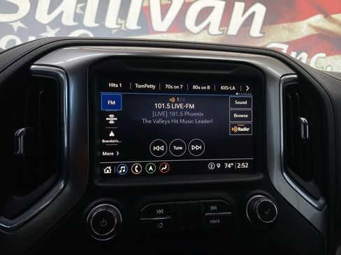 Used 2021 Chevrolet Silverado 2500 LTZ w/ LTZ Plus Package image 21