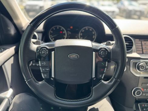 Used 2015 Land Rover LR4 HSE image 18