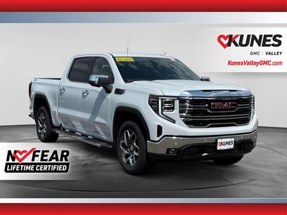 New 2026 GMC Sierra 1500 SLT w/ SLT Premium Plus Package
