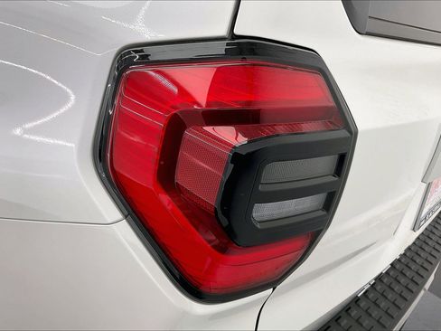 New 2026 Toyota 4Runner Limited AWD/4WD image 16