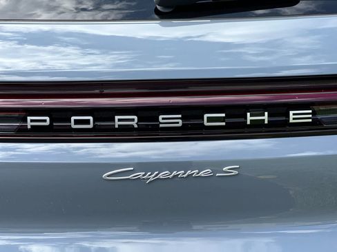 New 2026 Porsche Cayenne S AWD/4WD image 32