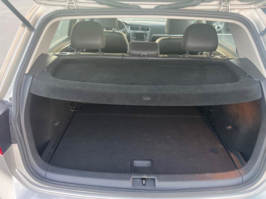 Used 2015 Volkswagen Golf S FWD image 7