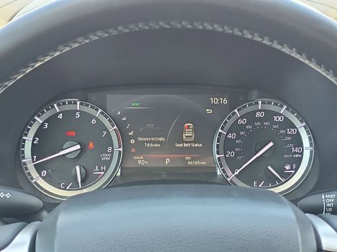 Used 2022 Toyota Highlander XLE FWD image 31