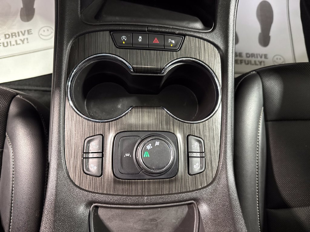 Used 2023 GMC Acadia SLT w/ Elevation Edition FWD image 32