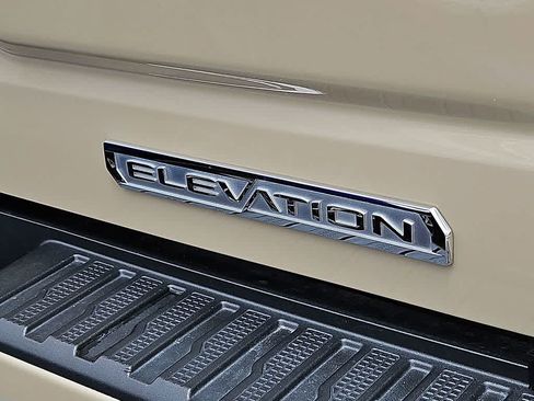 Used 2022 GMC Sierra 1500 Elevation AWD/4WD image 6
