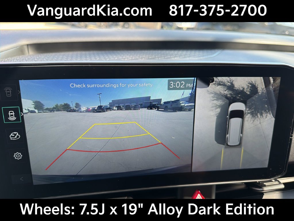 Used 2026 Kia Carnival SX w/ SX Dark Edition Package FWD image 27