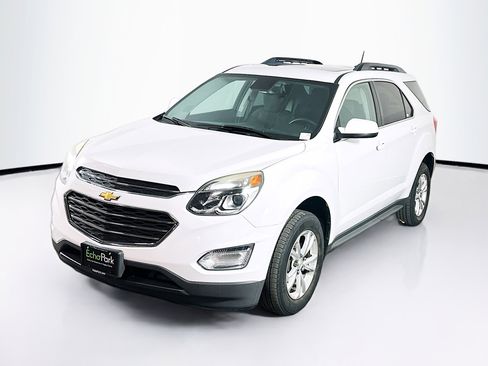Used 2017 Chevrolet Equinox LT w/ Convenience Package FWD image 3