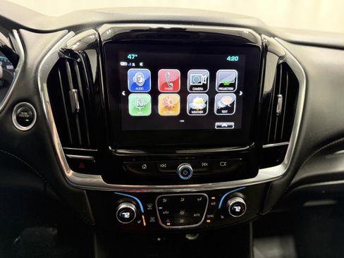 Used 2019 Chevrolet Traverse LT w/ LT Premium Package image 22