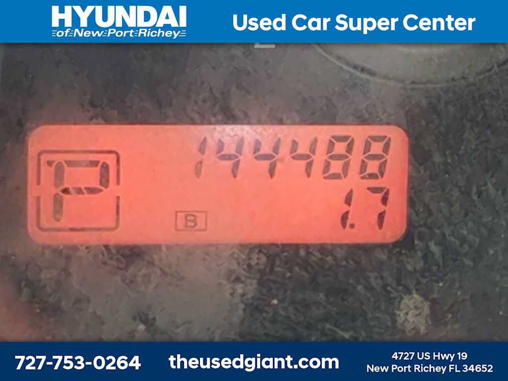 Used 2011 Nissan Versa Sedan FWD image 23