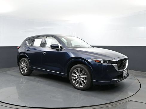 Used 2025 MAZDA CX-5 AWD 2.5 S w/ Premium Plus Pkg image 3