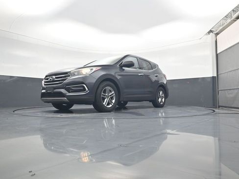 Used 2017 Hyundai Santa Fe Sport image 21