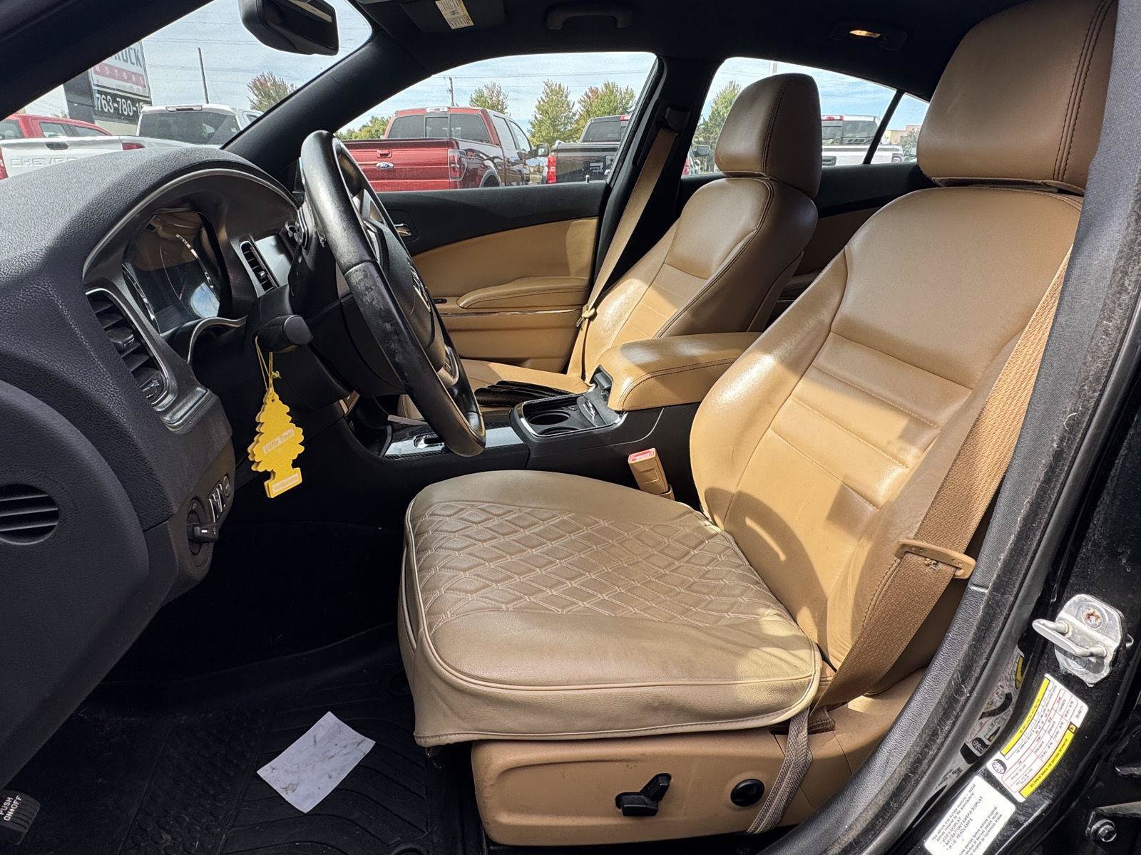Used 2012 Dodge Charger SXT Plus AWD/4WD image 4