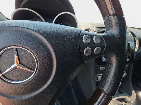 Used 2005 Mercedes-Benz SLK 350 image 15