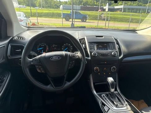 Used 2016 Ford Edge SE AWD/4WD image 13
