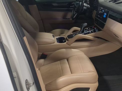 Used 2019 Porsche Cayenne S AWD/4WD image 27