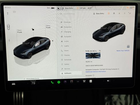Used 2024 Tesla Model 3 Performance image 30