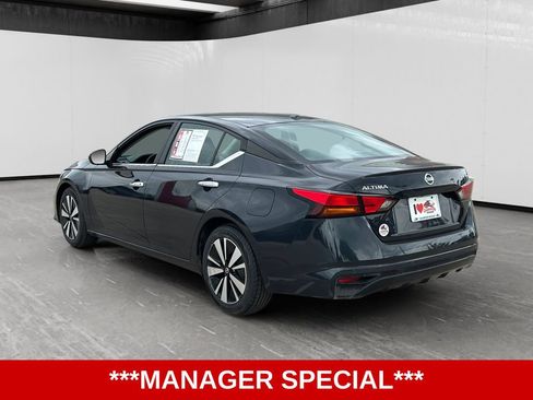 Used 2022 Nissan Altima 2.5 SV FWD image 3