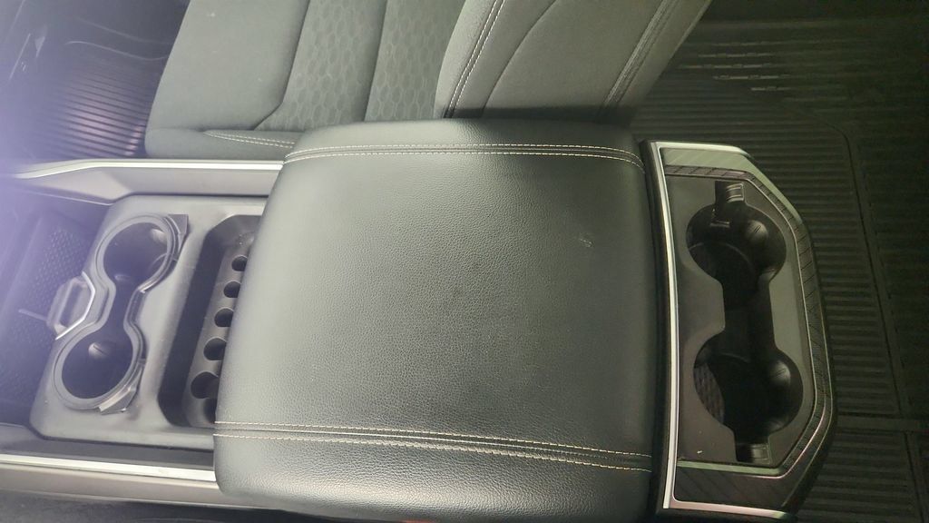 Used 2025 RAM 1500 Big Horn RWD image 18