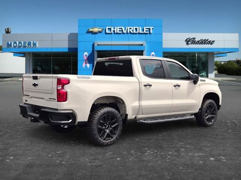 New 2026 Chevrolet Silverado 1500 Custom Trail Boss w/ Dark Appearance Package AWD/4WD image 5