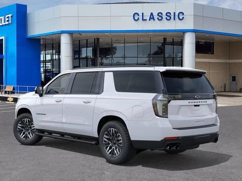 New 2026 Chevrolet Suburban Z71 w/ Comfort Package AWD/4WD image 3