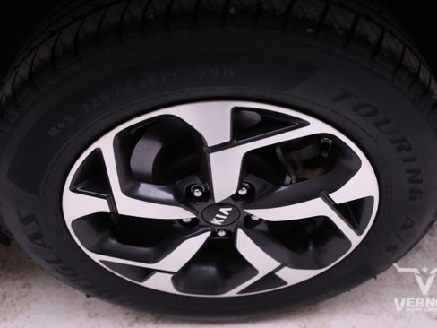 Used 2020 Kia Sportage LX image 30