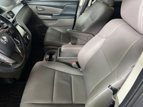 Used 2015 Honda Odyssey EX-L image 29
