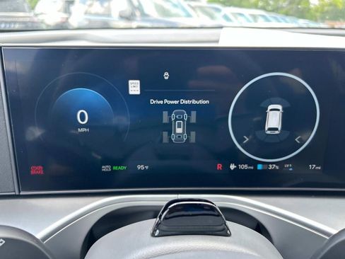 New 2026 Hyundai Ioniq 9 SE AWD/4WD image 37