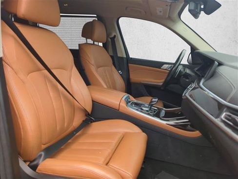 Used 2019 BMW X7 xDrive50i w/ Premium Package AWD/4WD image 29