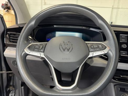 Used 2022 Volkswagen Taos S AWD/4WD image 16