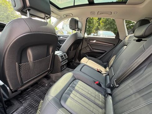 Used 2021 Audi Q5 2.0T Premium Plus AWD/4WD image 19
