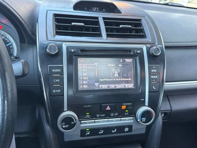 Used 2014 Toyota Camry SE FWD image 29