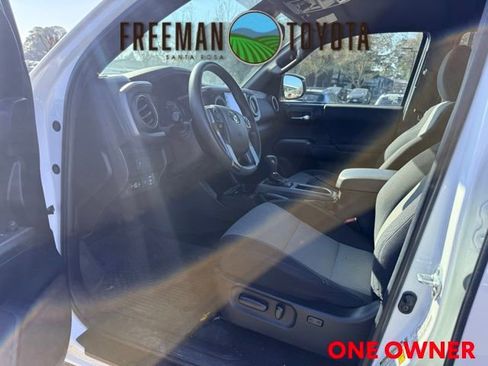 Used 2022 Toyota Tacoma SR image 6