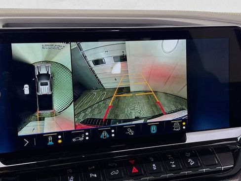 New 2026 Chevrolet Silverado 2500 ZR2 image 16