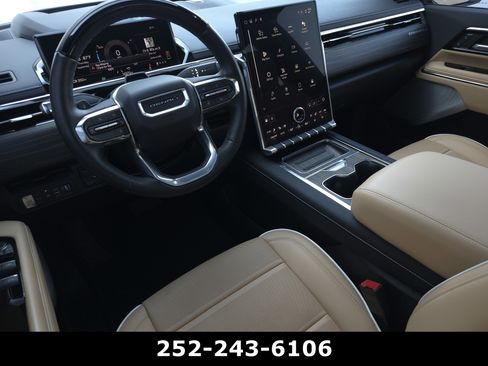 Used 2026 GMC Sierra EV Denali AWD/4WD image 14
