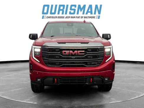 Used 2023 GMC Sierra 1500 AT4 w/ AT4 Preferred Package AWD/4WD image 8