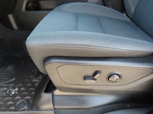 Certified 2022 RAM 1500 Big Horn AWD/4WD image 6