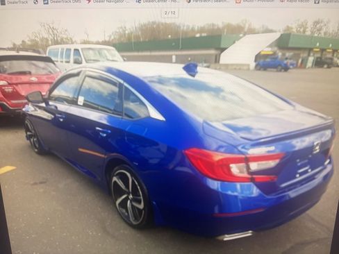 Used 2019 Honda Accord Sport image 2